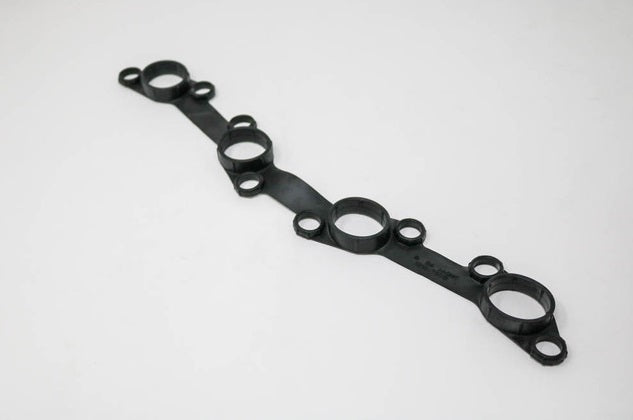 Genuine Toyota GASKET, CYLINDER HEAD COVER, NO.2 11214-75012 Hiace hilux 2tr