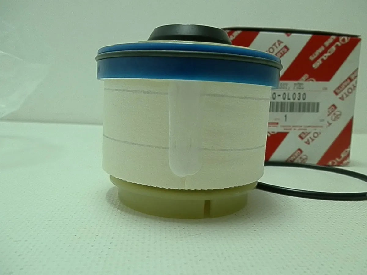 New Engine Fuel Filter For 05-14 Toyota Hilux Pickup Truck Diesel 23390-0L030