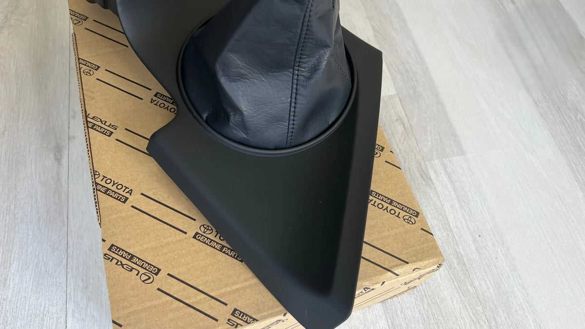 TOYOTA SUPRA 1993-1996 Shift Boot with Panel 58804-14060