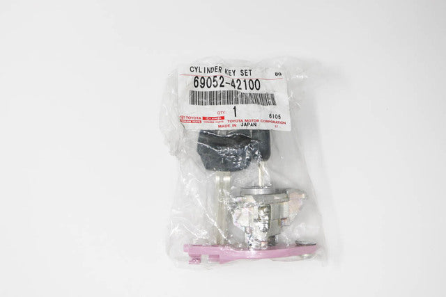 Toyota RAV4 2001-2005 OEM Genuine Left LH Door Lock Cylinder Key SET 69052-42100