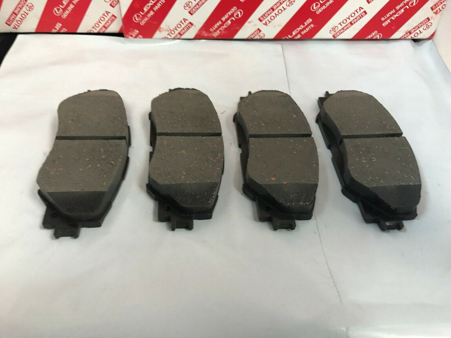 Front Brake Pads Set OEM Genuine Ceramica Fit For Toyota Corolla Rav4