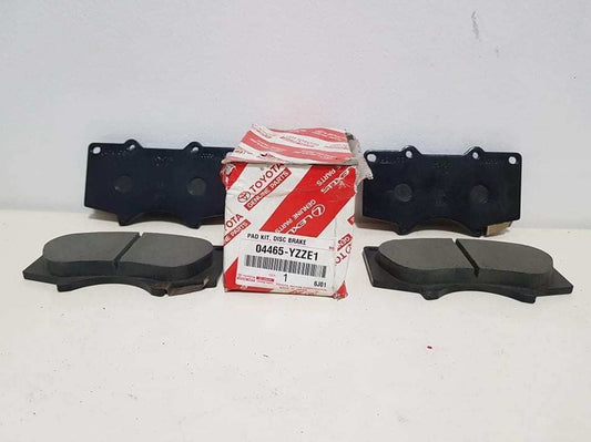 Genuine Toyota Brake Pad Kit 04465-YZZE1 OEM