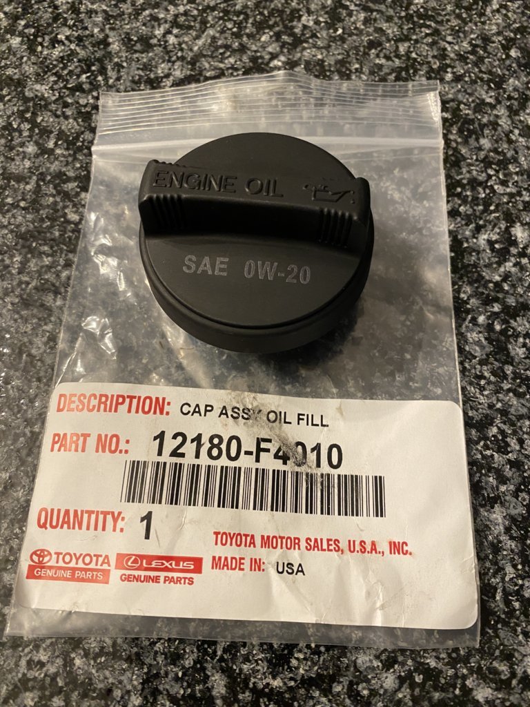 Toyota Lexus Engine Oil Filler Cap "0W20" GENUINE OEM PART 12180-F4010