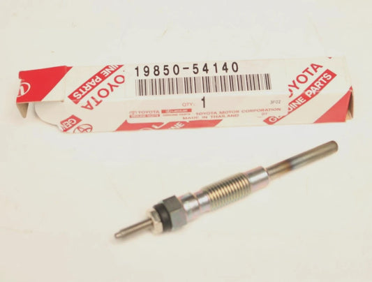 19850-54140 Toyota Plug assy, glow 1985054140, New Genuine OEM Part FORTUNER HILUX ENGINE DIESEL