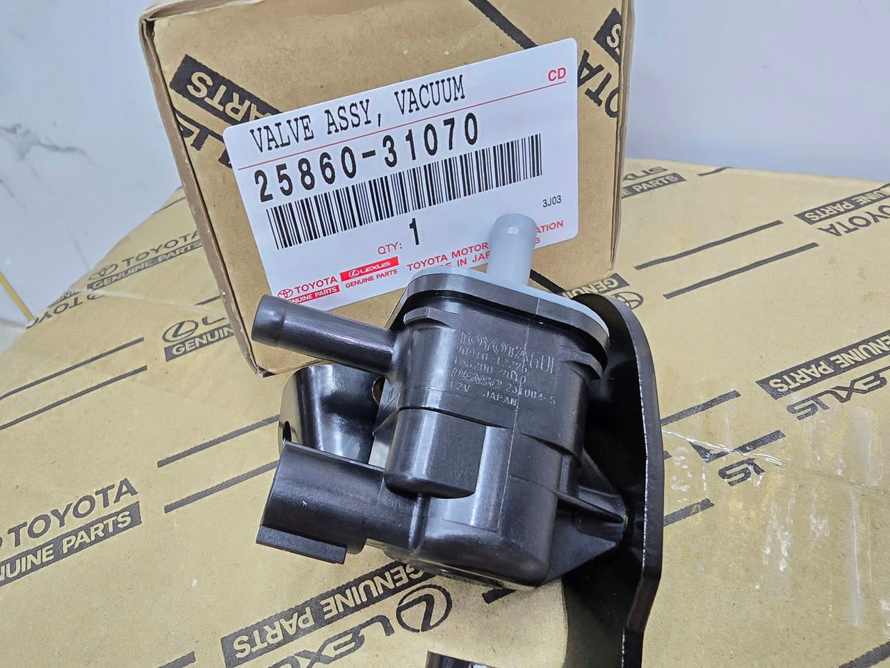 New Genuine OEM Toyota Lexus Vacuum Switching Valve Purge Solenoid 25860-31070