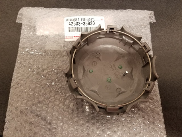 06-09 4RUNNER LIMITED WHEEL CENTER CAP OEM NEW 42603-35830