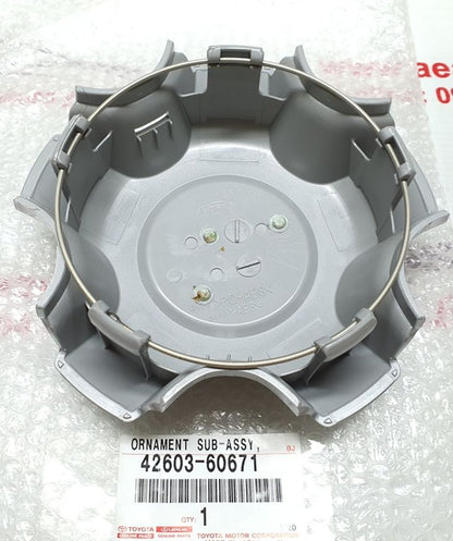 New Genuine OEM Toyota 05-07 Land Cruiser Wheel Hub Center Cap 42603-60671
