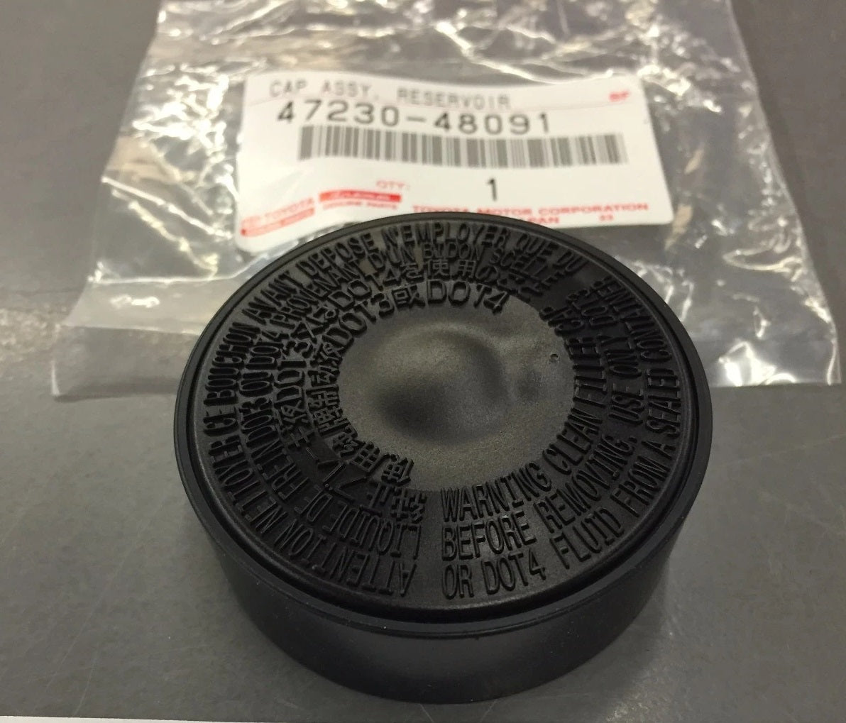 Toyota Tacoma Tundra Sequoia Brake Master Cylinder Fluid Reservoir Cap W/O VSC