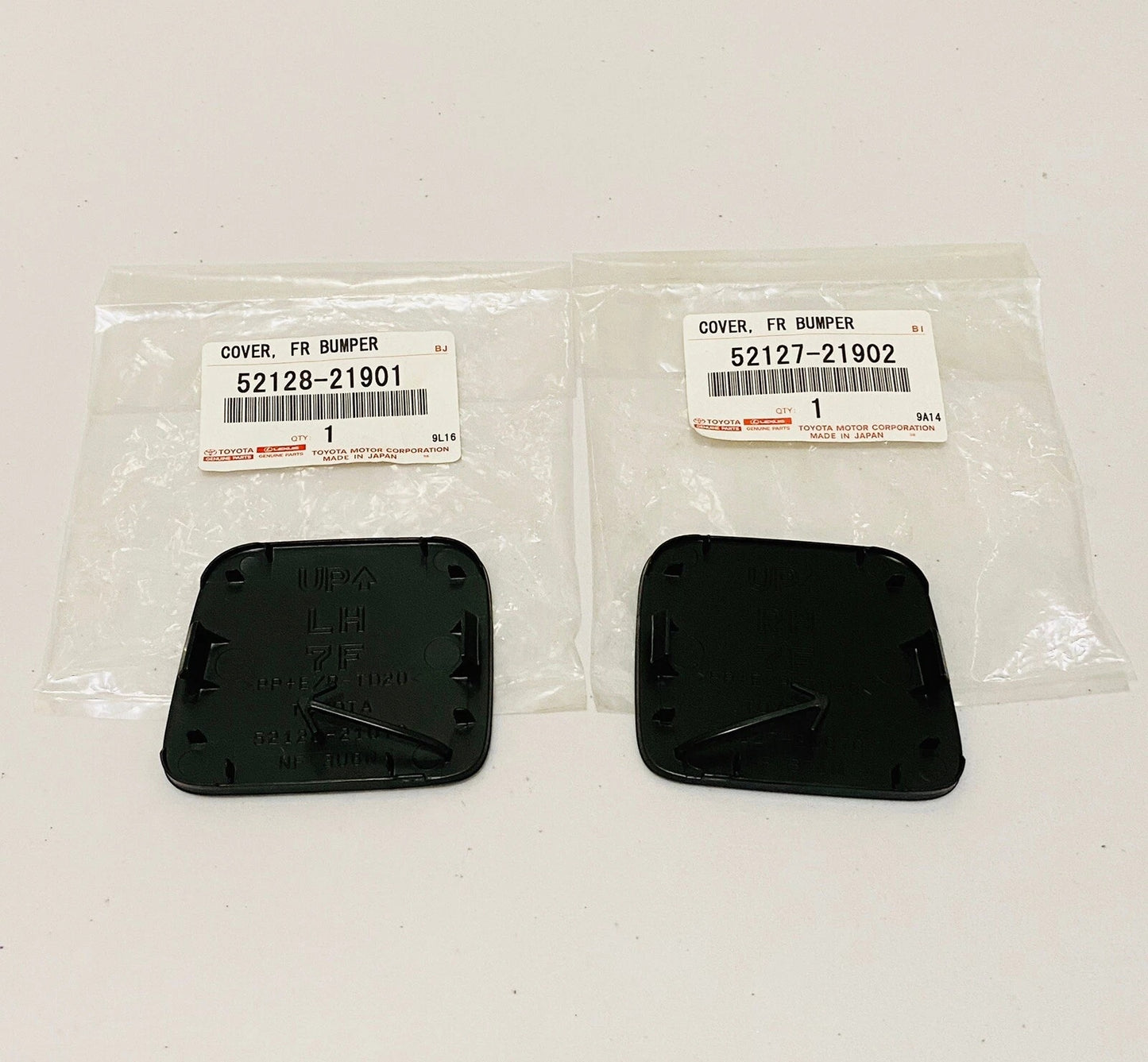 GENUINE OEM TOYOTA SCION 2011-2013 tC RIGHT & LEFT FRONT BUMPER HOLE COVER SET