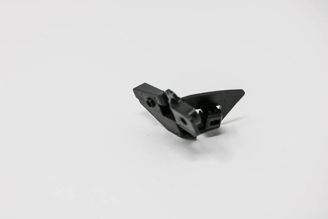 04-06 SCION XB LEFT DRIVER SIDE FRONT BUMPER RETAINER CLIP 52536-52040 OEM PART