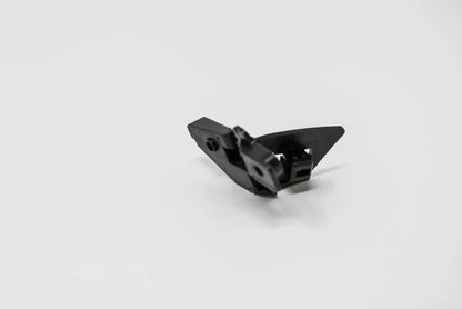 04-06 SCION XB LEFT DRIVER SIDE FRONT BUMPER RETAINER CLIP 52536-52040 OEM PART