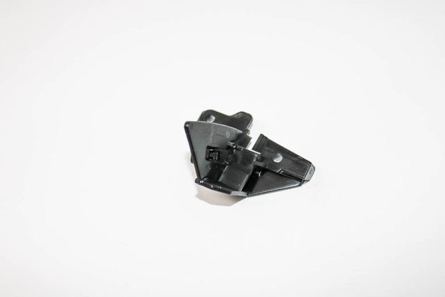 04-06 SCION XB LEFT DRIVER SIDE FRONT BUMPER RETAINER CLIP 52536-52040 OEM PART