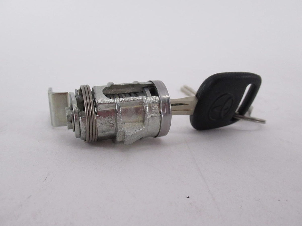 00-06 TUNDRA REAR TAILGATE LOCK CYLINDER & KEY 69055-34010 GENUINE TOYOTA