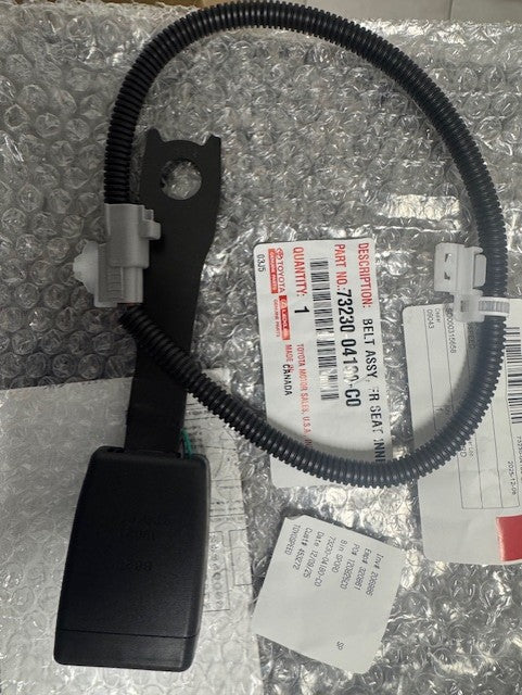 2016-2023 TOYOTA TACOMA FRONT RIGHT PASSENGER SIDE SEAT BUCKLE OEM 73230-04180-C0