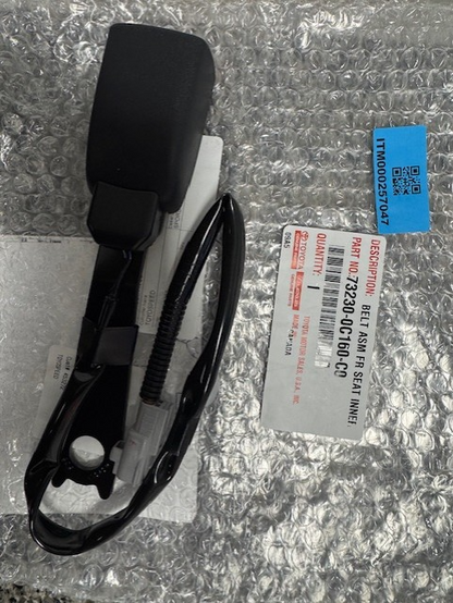 FRONT RIGHT PASSENGER SIDE SEAT BUCKLE OEM 73230-0C160-C0 SEQUOIA TUNDRA VENZA