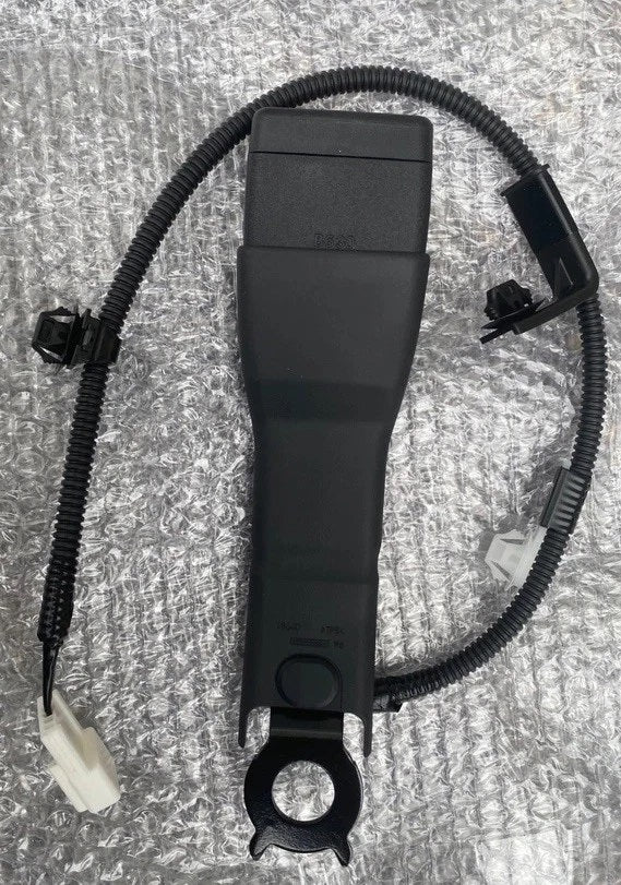 Toyota Camry 2018-2019 LH Driver Seat Belt Buckle Electric Black 73230-33780-C0