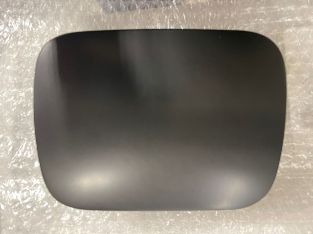 NEW GENUINE TOYOTA 2000-2005 CELICA FUEL DOOR, LID ASSEMBLY 77350-20311