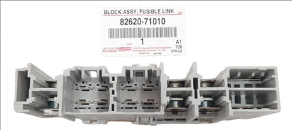 New Genuine OEM Toyota Hilux 2005 - 2011 Fusible Link Block Assembly 82620-71010