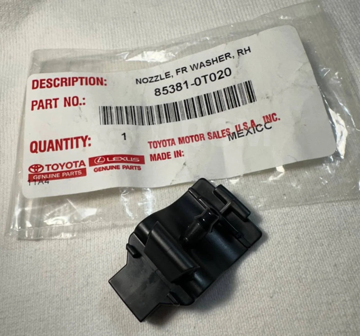 GENUINE TOYOTA AVALON SIENNA VENZA FRONT WINDSHIELD WASHER NOZZLE 85381-0T020