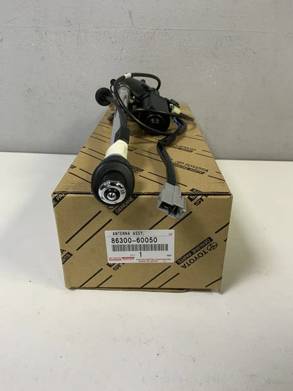 Toyota Land Cruiser FJ80 FZJ80 1991-1997 OEM Antenna Assy w/ Holder 86300-60050