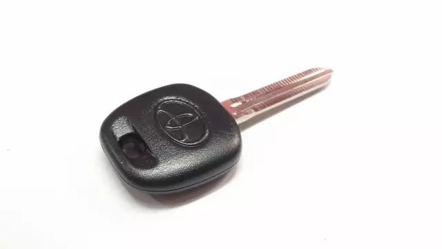 NEW! OEM Toyota Transponder Chip 4D67 (DOT) Ignition Car Key Replacement TOY44D