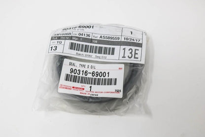 Genuine Toyota Sequoia Tundra Tacoma Front Outer Hub Oil Seal LH/RH 90316-69001