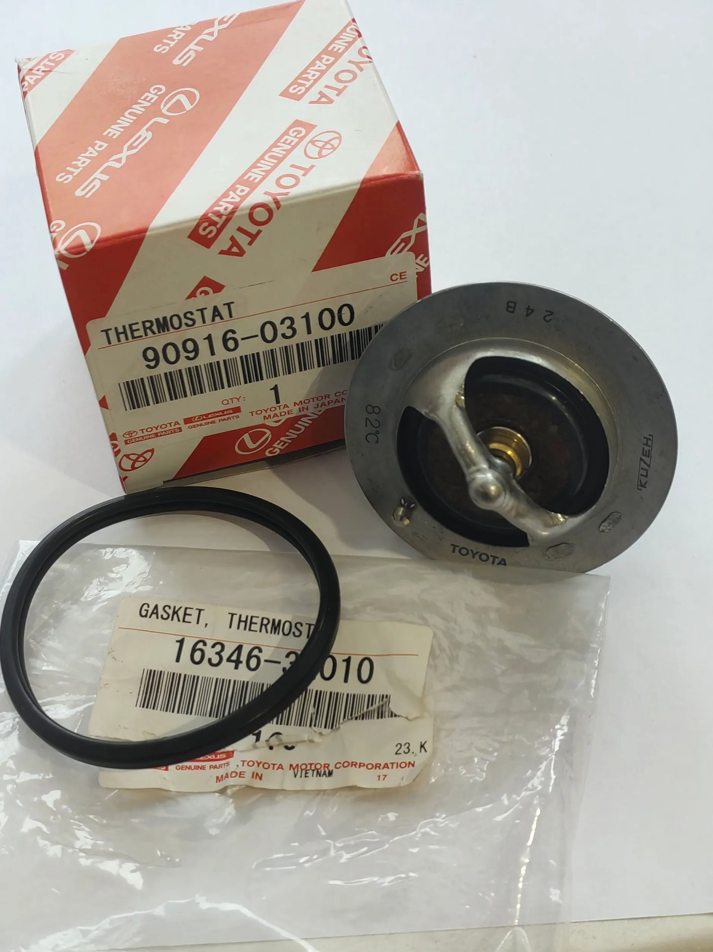 GENUINE TOYOTA 4RUNNER TUNDRA SEQUOIA GS GX LS SC V8 COOLANT THERMOSTAT W/GASKET
