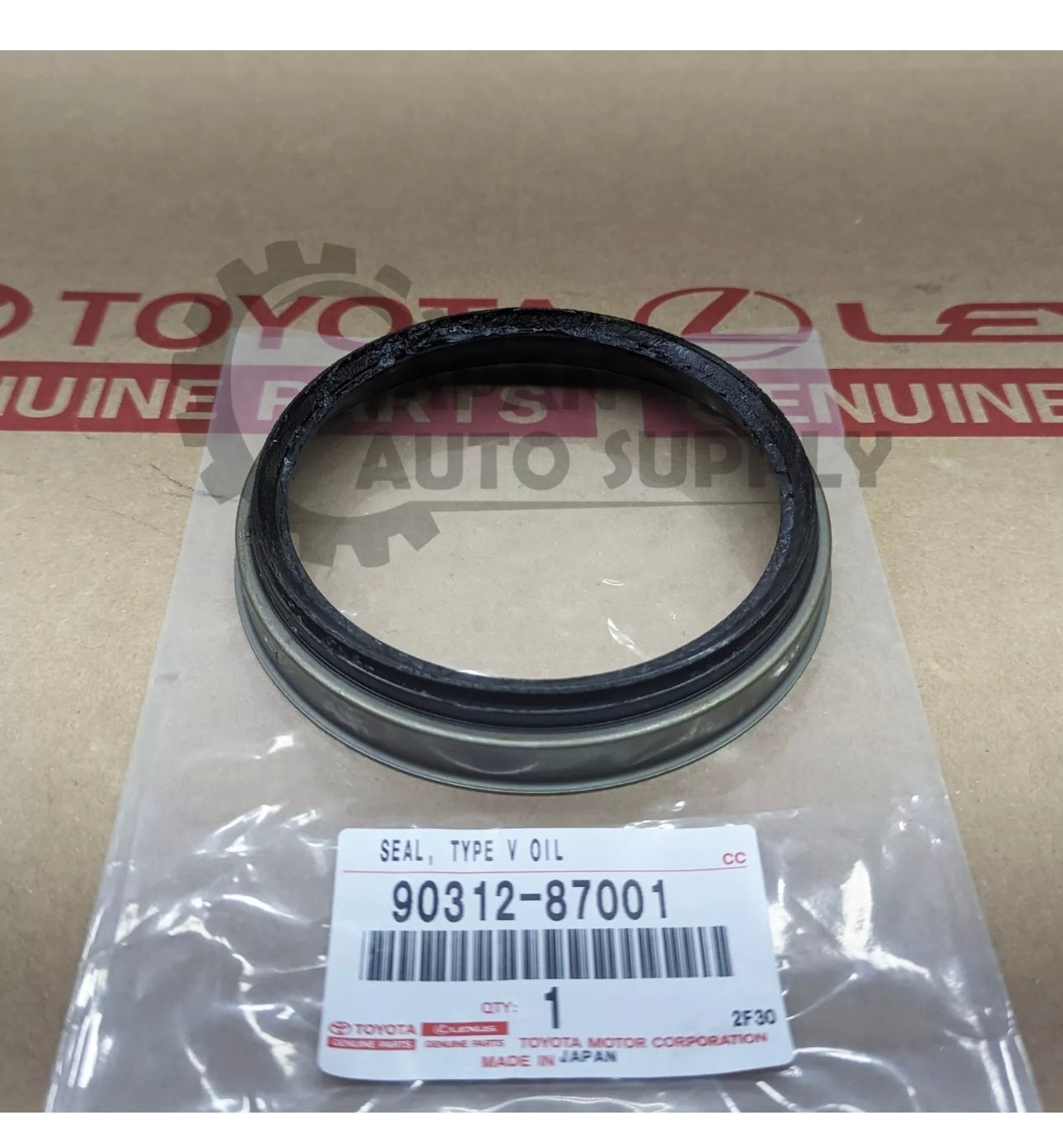 GENUINE OEM TOYOTA TUNDRA SEQUOIA LX570 V8 FRONT WHEEL HUB OIL SEAL