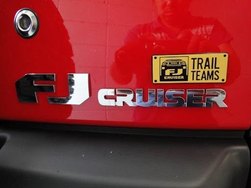 EMBLEM SPECIAL EDITION TRAIL TEAM FJ CRUISER 07-14 LIMITED PRODUCTION OEM GENUIN